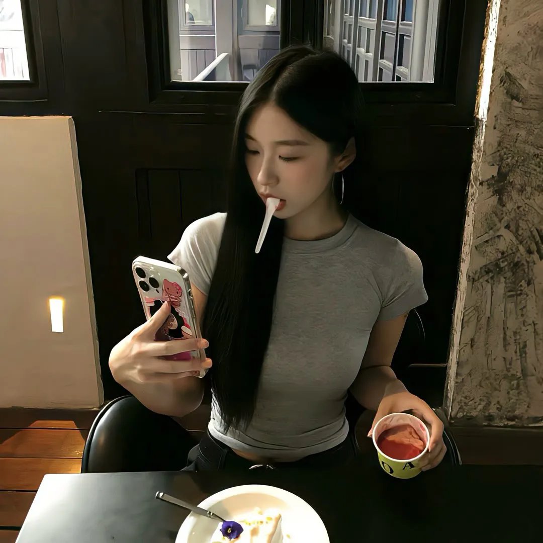 他她他她