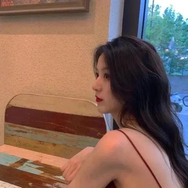 裸睡美人
